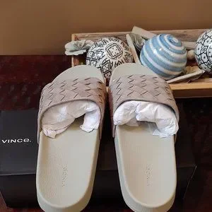 Vince | Shoes | Nwt Vince Mens Watley Woven Suede Slide  display picture 2